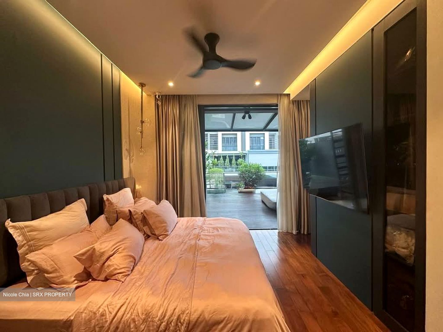 Luxus Hills (ph 7) (D28), Terrace #556849231